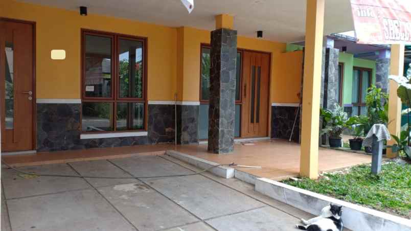 dijual rumah ciwaruga13