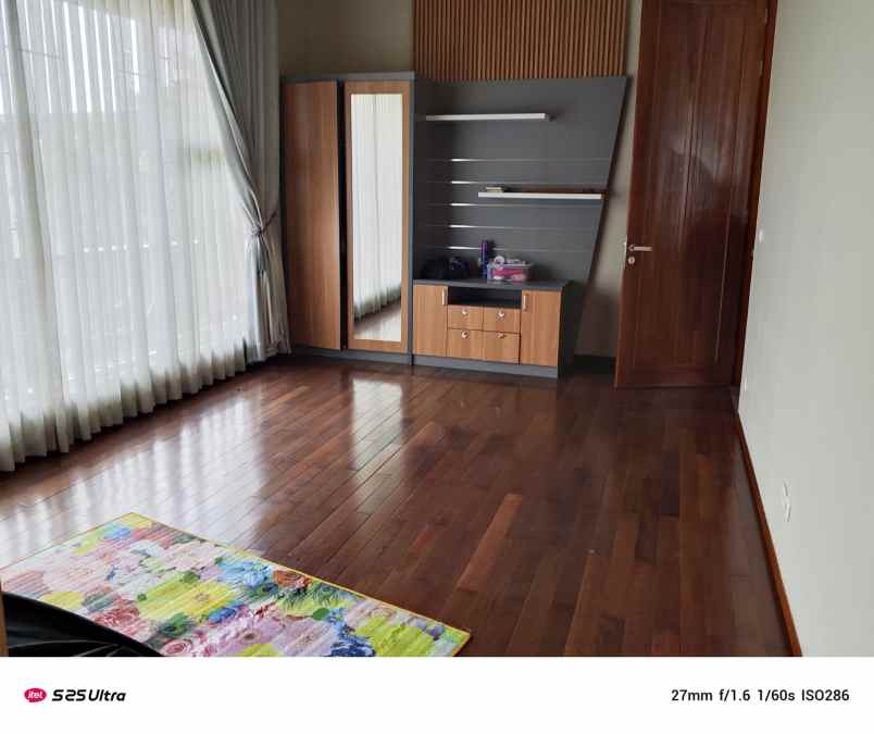 dijual rumah cluster batununggal elok