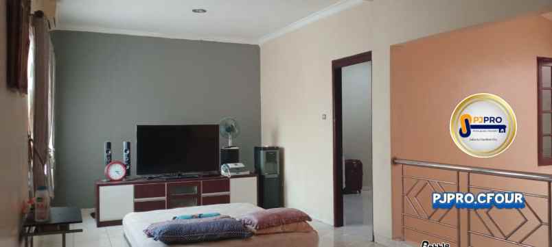 dijual rumah cluster bulevar hijau