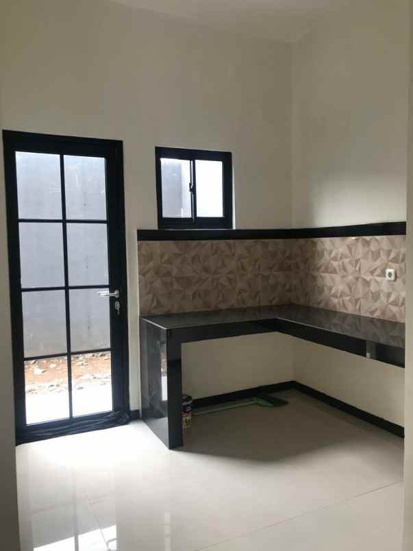 dijual rumah cluster ggerkalong