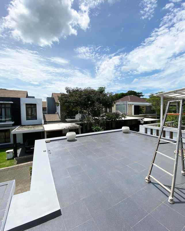 dijual rumah cluster giardina foresta