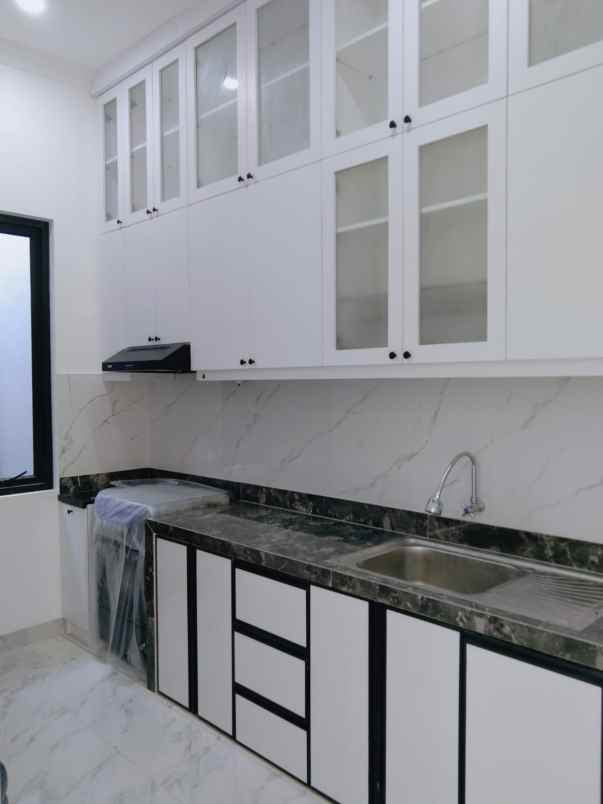 dijual rumah cluster griyaloka bsd city