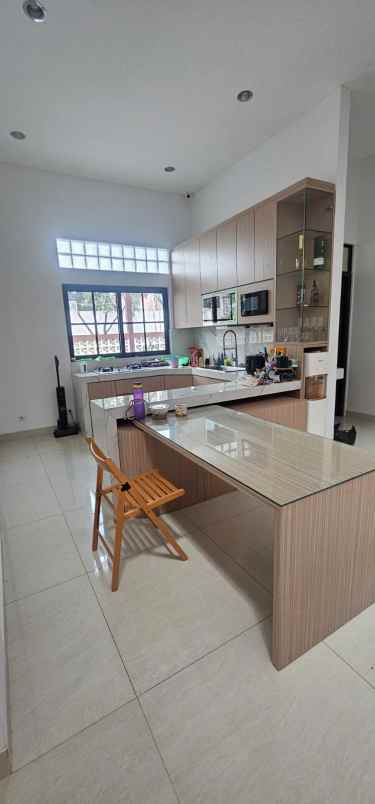 dijual rumah cluster lavender gading