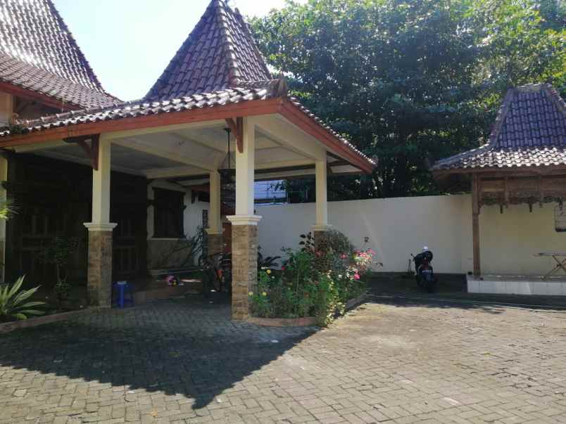 dijual rumah condongcatur depok sleman