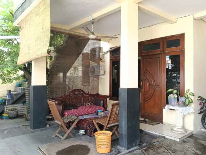 dijual rumah darmo indah selatan