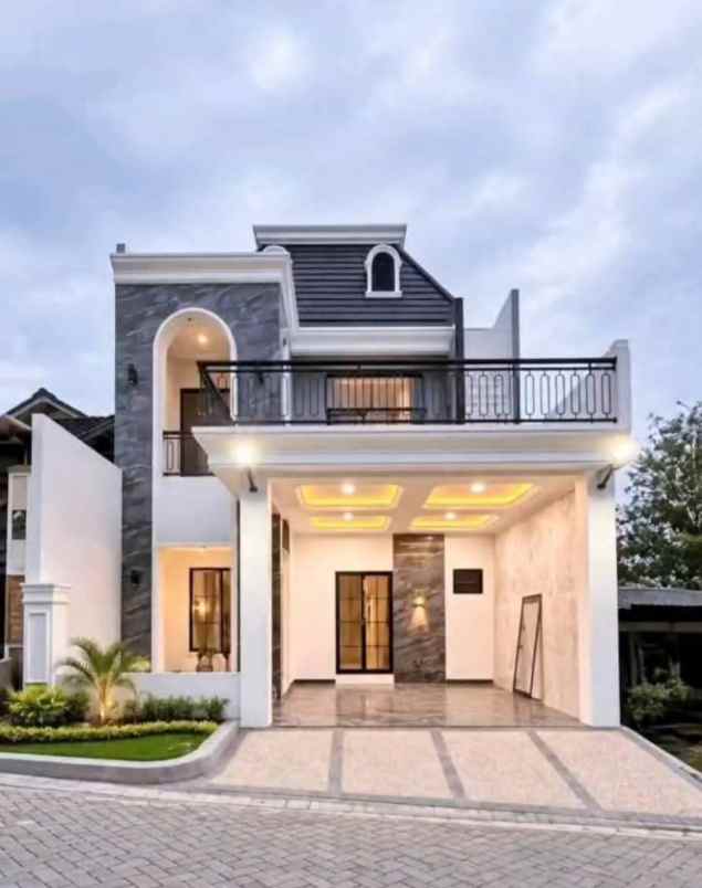 dijual rumah dau