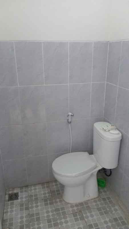 dijual rumah dekat pintu tol burangkeng bekasi