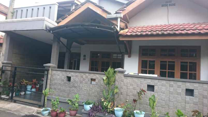 dijual rumah derwati rancasari