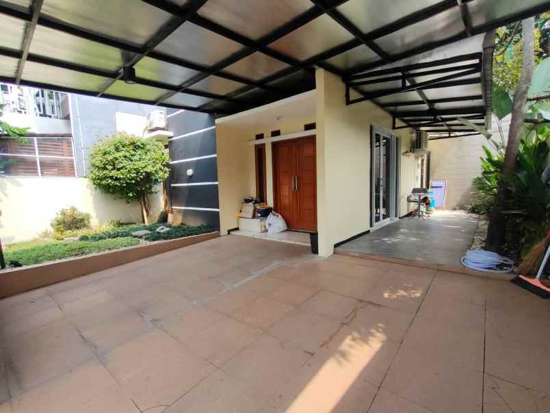 dijual rumah di batujajar regency