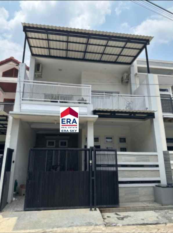 dijual rumah di harapan indah bekasi