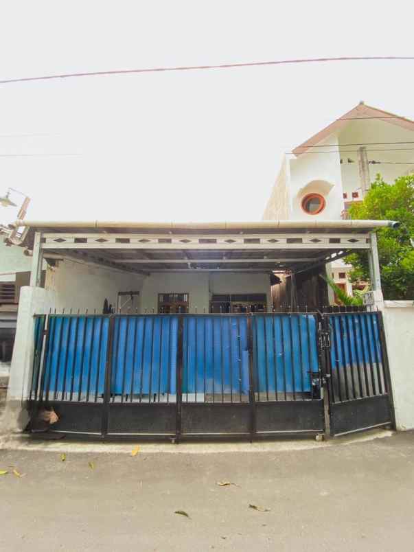 dijual rumah di jatijajar simpangan depok