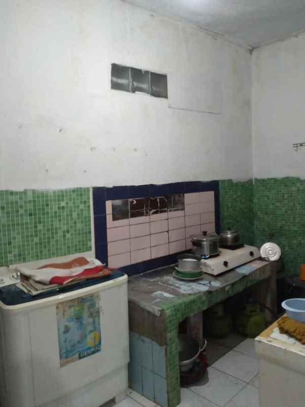 dijual rumah di jatijajar simpangan depok