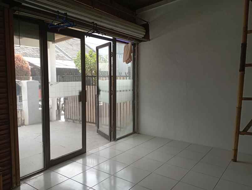 dijual rumah di margahayu kencana bandung