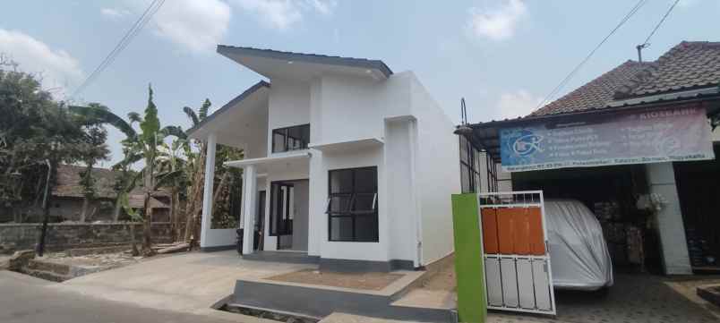 dijual rumah dukuh pucang