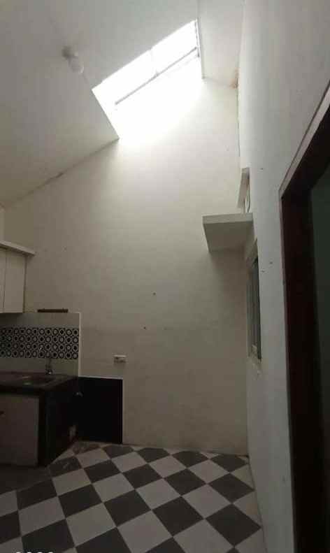 dijual rumah elkk297