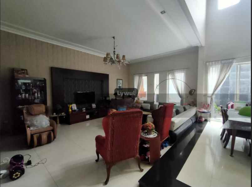 dijual rumah galaxy bumi permai