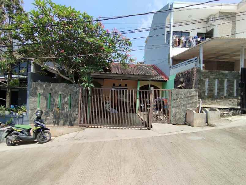 dijual rumah girimekar permai