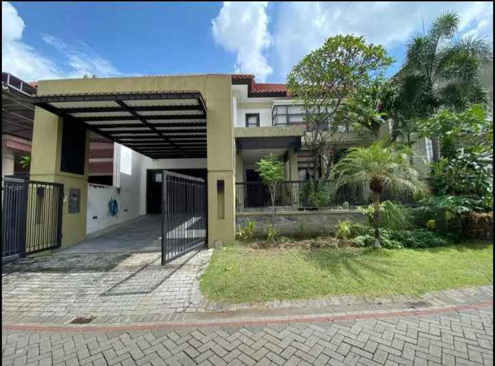 dijual rumah graha famili