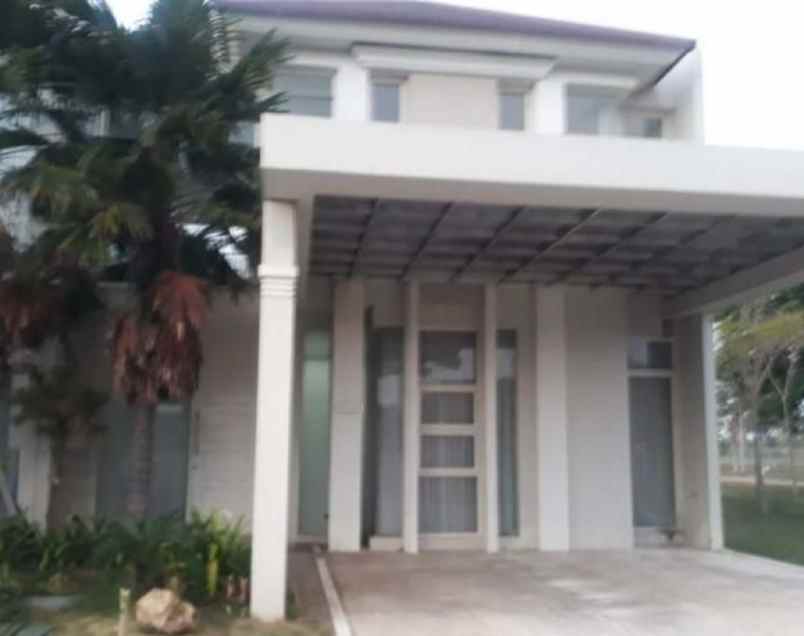 dijual rumah grand pakuwon north victoria