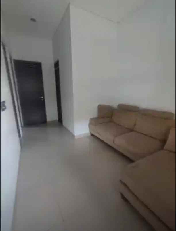 dijual rumah grand sharon residence