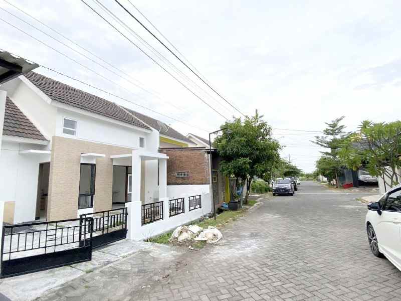 dijual rumah grand surya