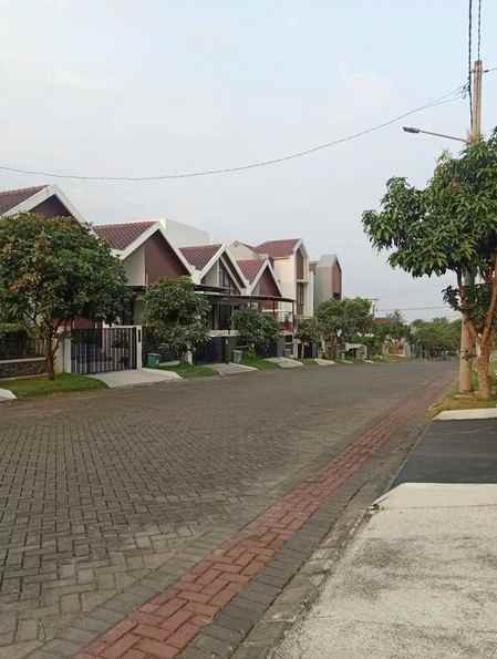 dijual rumah greenland at tidar