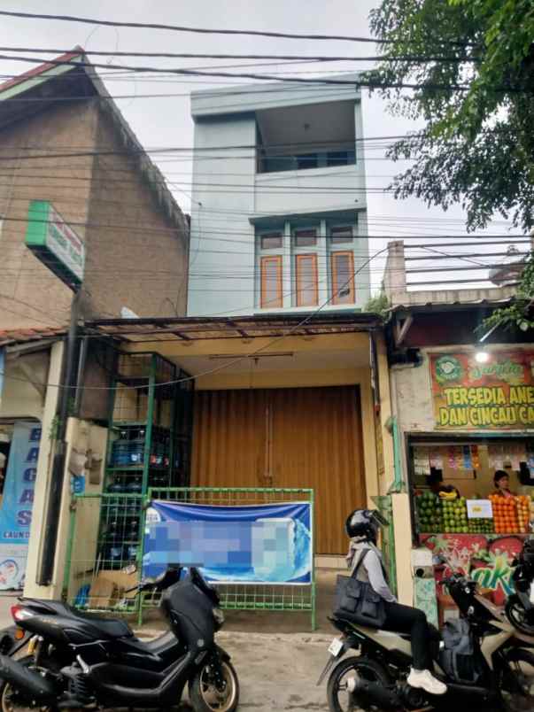 dijual rumah gunung batu pasteur