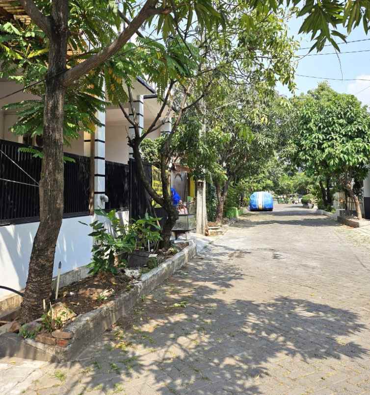 dijual rumah harapan indah 1 perumahan