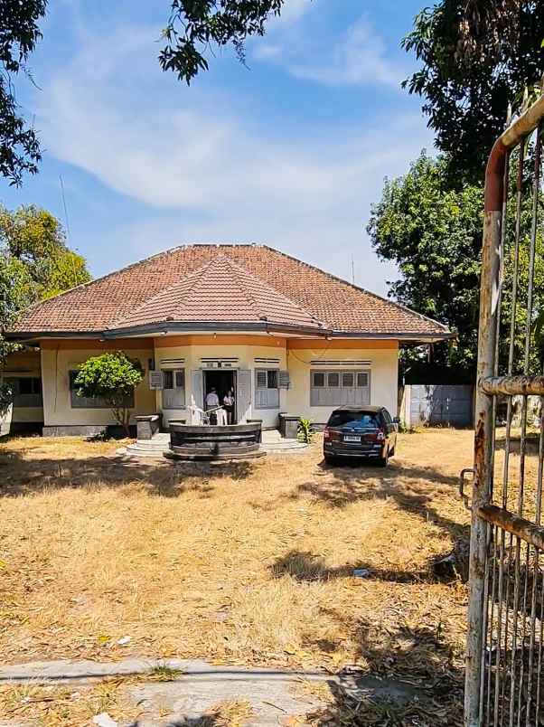 dijual rumah hayam wuruk