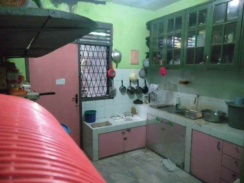 dijual rumah jaka sampurna