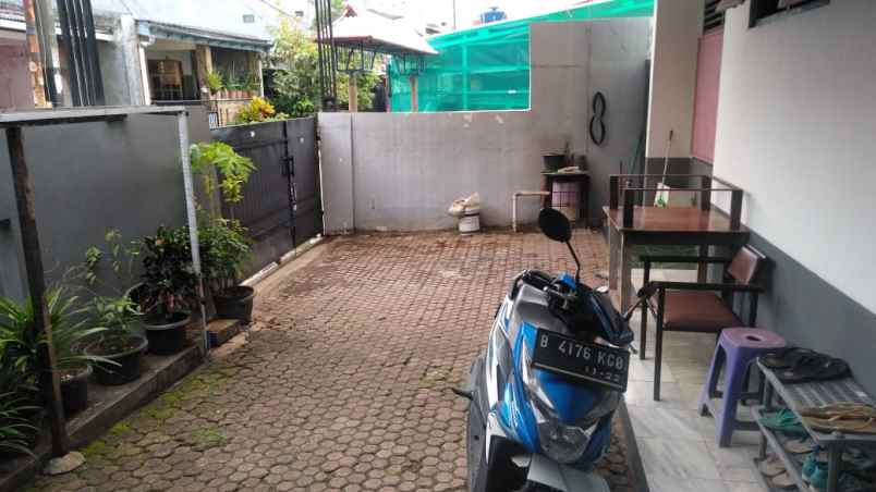 dijual rumah jaka sampurna