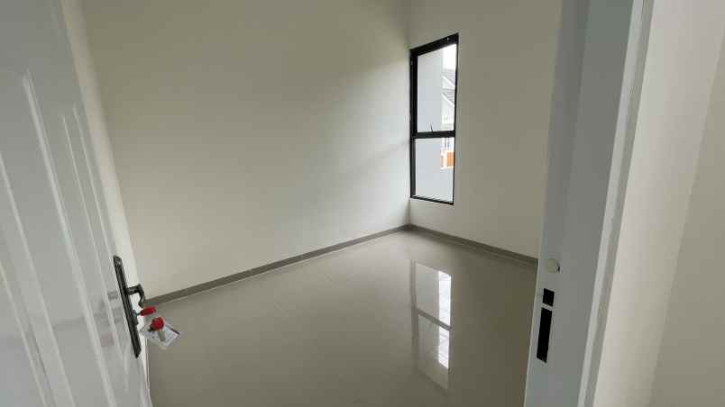 dijual rumah jalan alternatif kota