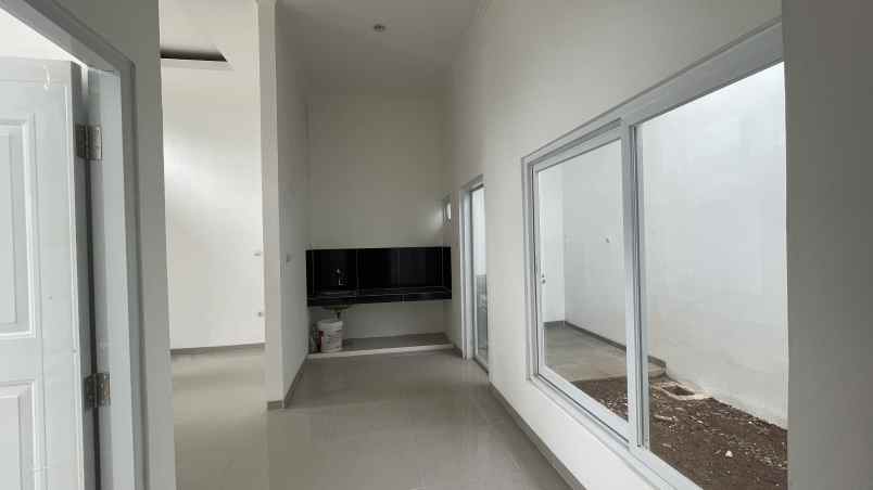 dijual rumah jalan alternatif kota