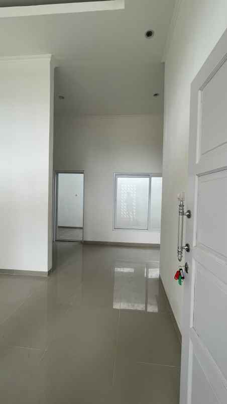 dijual rumah jalan alternatif kota