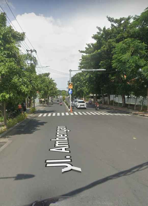 dijual rumah jalan ambengan