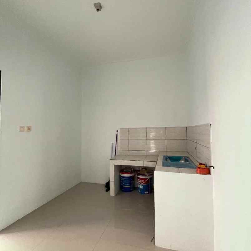 dijual rumah jalan babelan