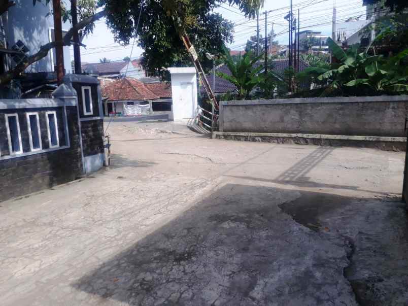 dijual rumah jalan duta parahyangan