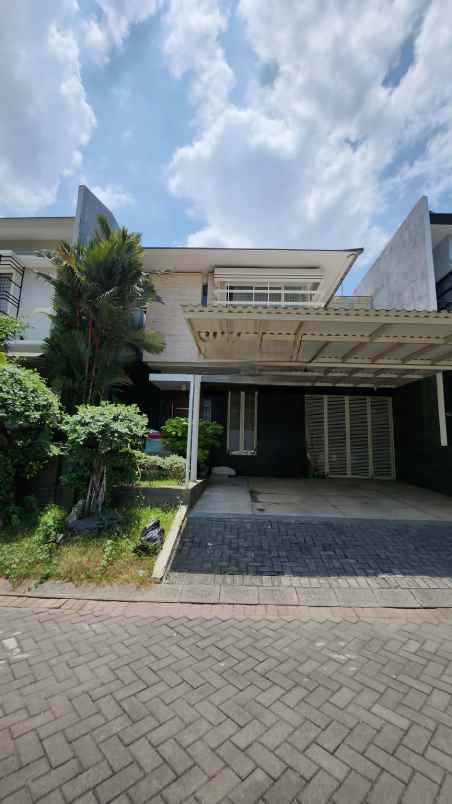 dijual rumah jalan grand eastwood