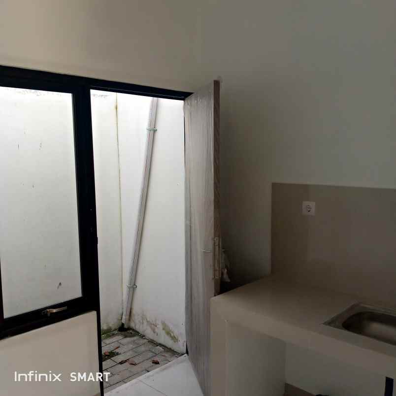 dijual rumah jalan kadumangu dandang