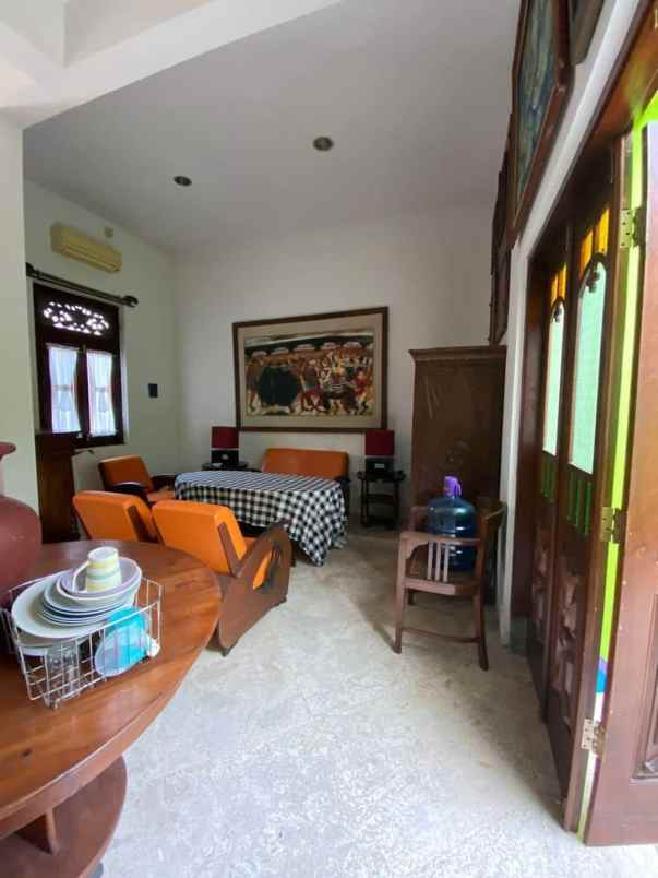 dijual rumah jalan kaliurang km 9