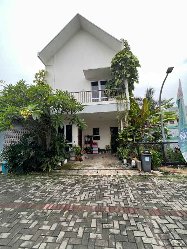 dijual rumah jalan kihajar dewantara