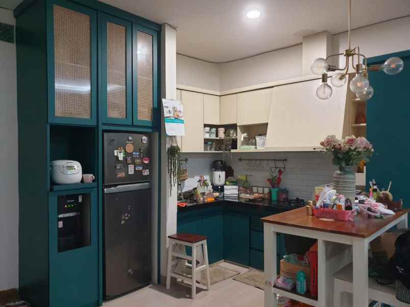 dijual rumah jalan kihajar dewantara