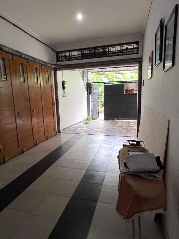 dijual rumah jalan letjen mt haryono