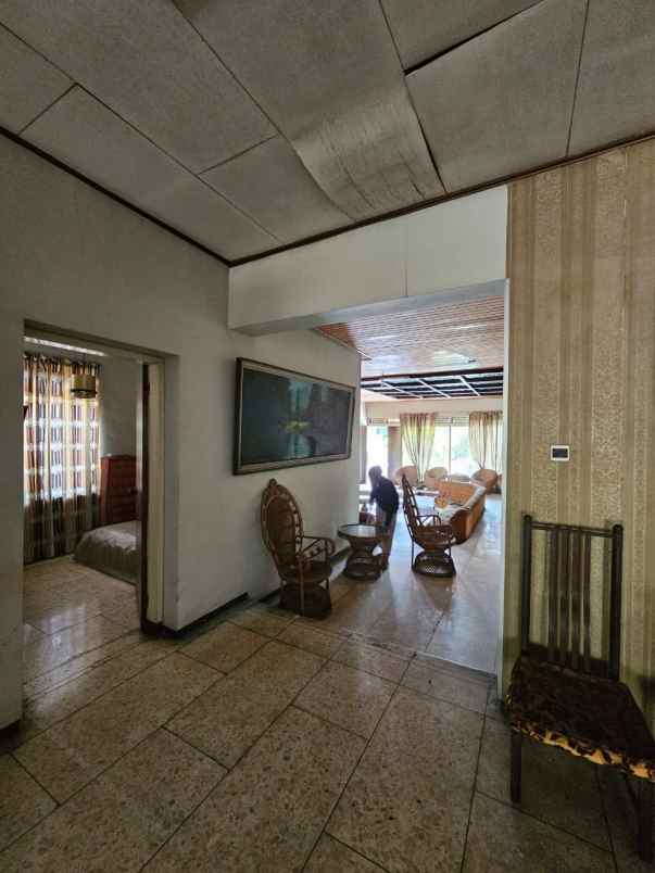 dijual rumah jalan panglima sudirman