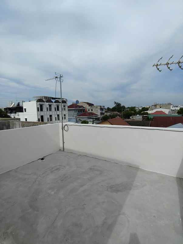 dijual rumah jalan pelita 1 gang baru