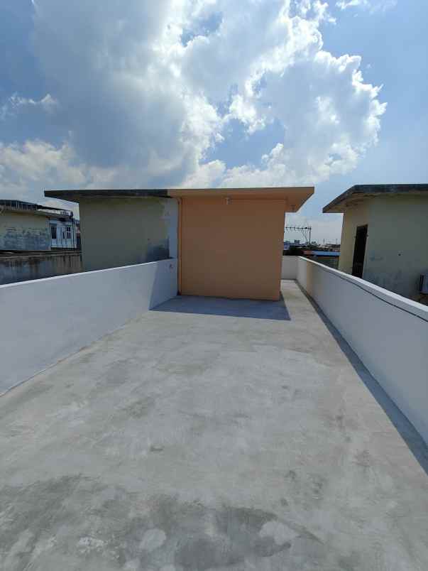 dijual rumah jalan pelita 1 gang baru