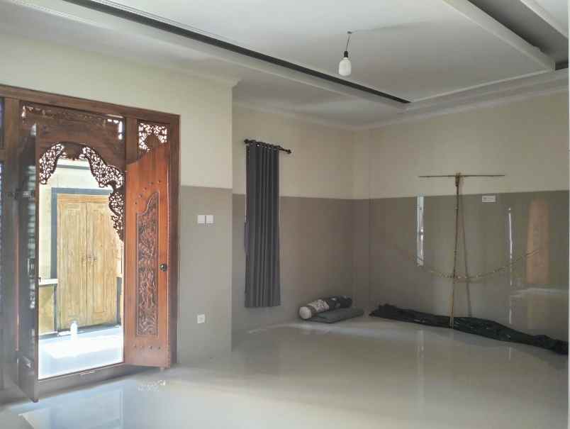 dijual rumah jalan pemogan