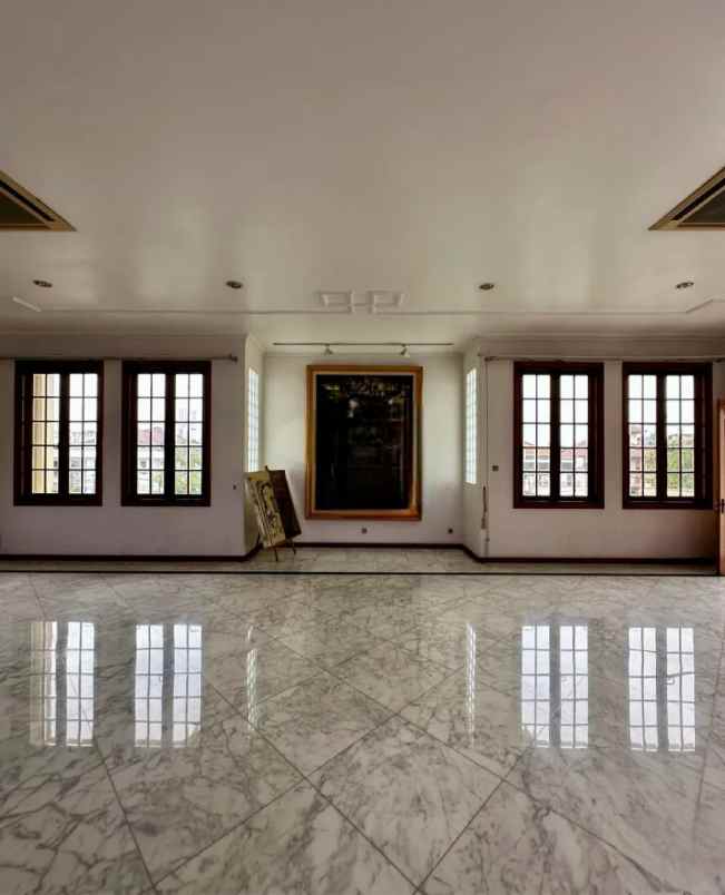 dijual rumah jalan raya margorejo