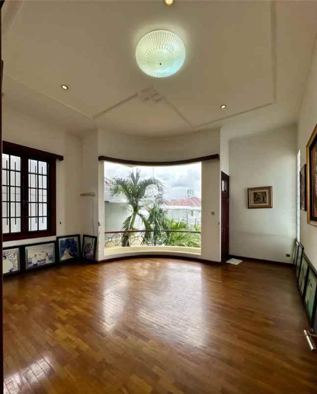 dijual rumah jalan raya margorejo