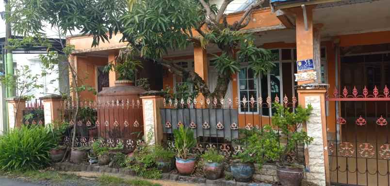 dijual rumah jalan sultan adam komplek